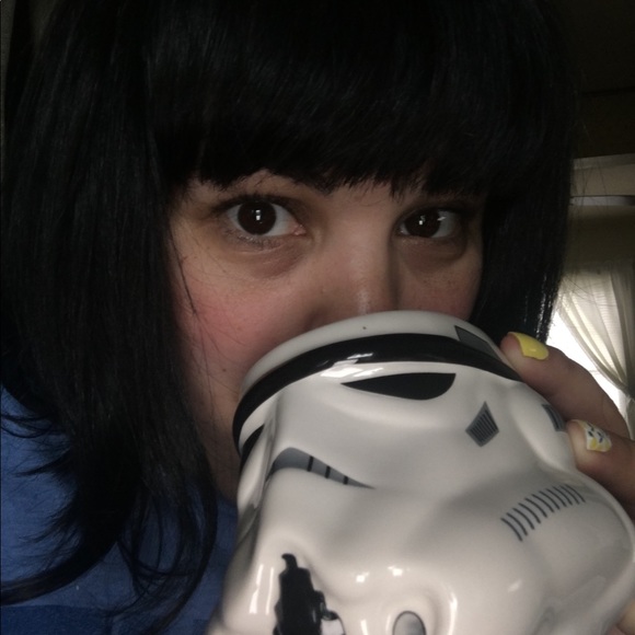 Meet your Posher, Robin - Picture 2 of 3